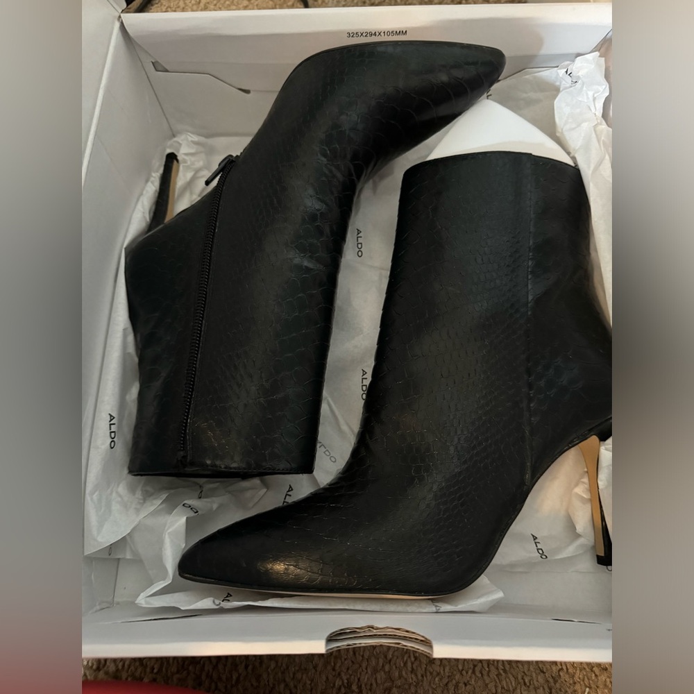 Aldo NIB Snake Print Booties